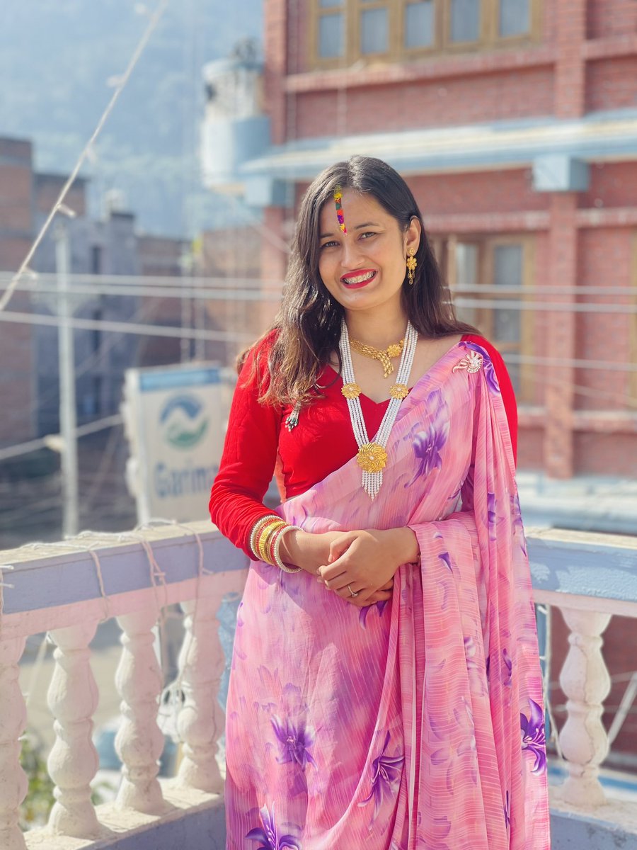 Flexing tihar ko photo