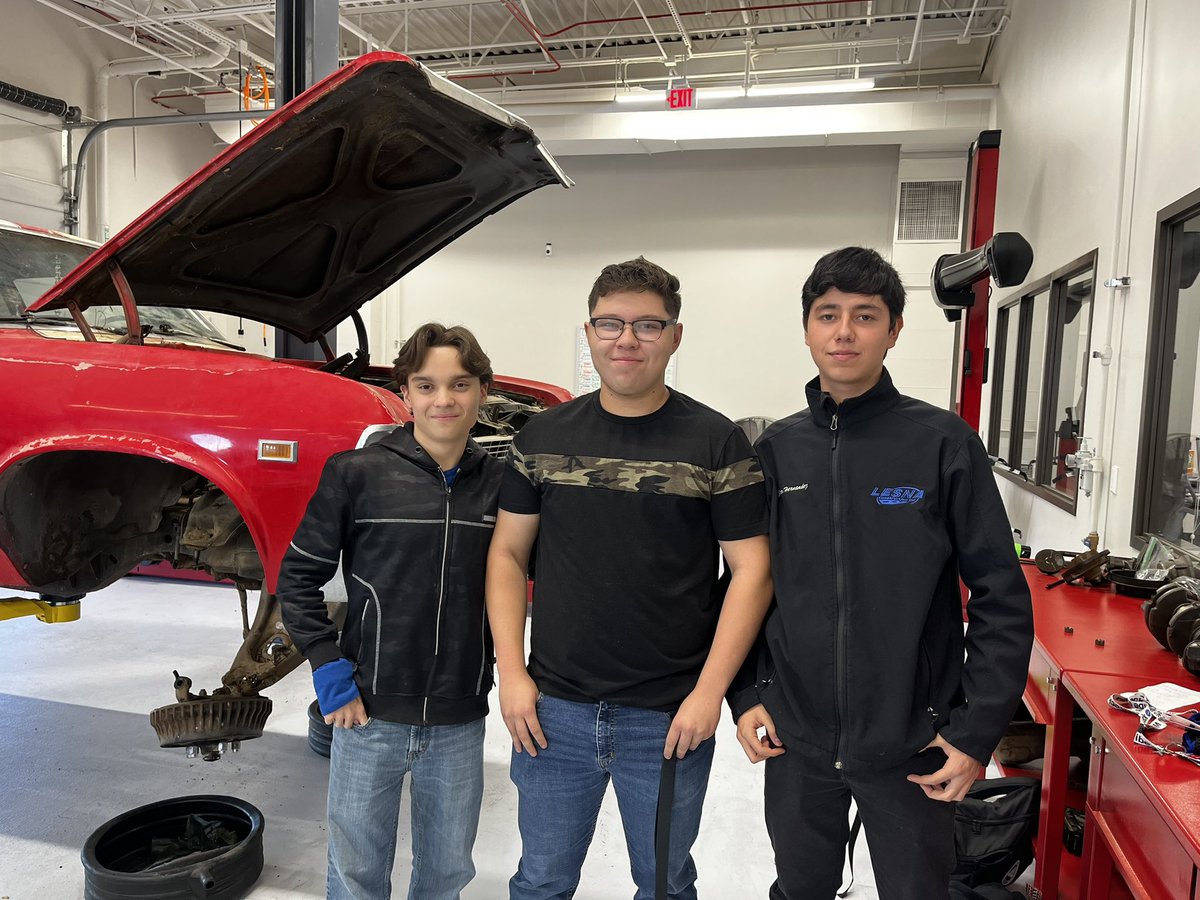 It’s only November and these 3 FIRST YEAR #AutomotiveTechnology students @OurCareerCenter @YsletaISDCTE are already ASE Entry Level Certified in Engine Repair!!! Super proud of these dudes! @BrendaChR1 @hmartinez5yisd @BMelendez_RHS @vlara_82 @DVHSYISD @BelAirHigh @CTE_Counselor