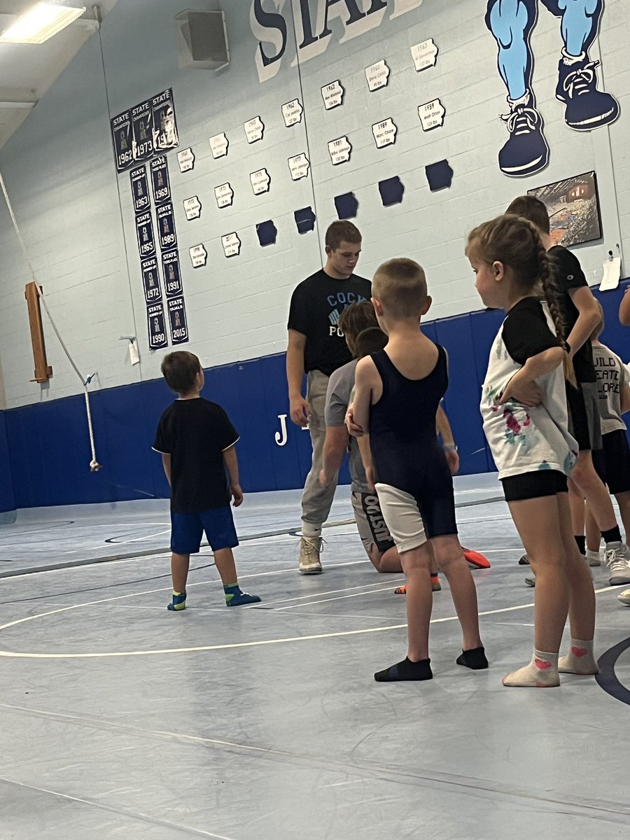 Jeff_Wrestling's tweet photo. Great first week of practice for the Westside Wrestling Club! Thank you for sharing your kids with us! 

Mark your calendars now! We will be hosting our Westside Wrestling Club tournament on Sunday, January 14th. Registration will be available soon.🥳 https://t.co/zpQIt6oOOS