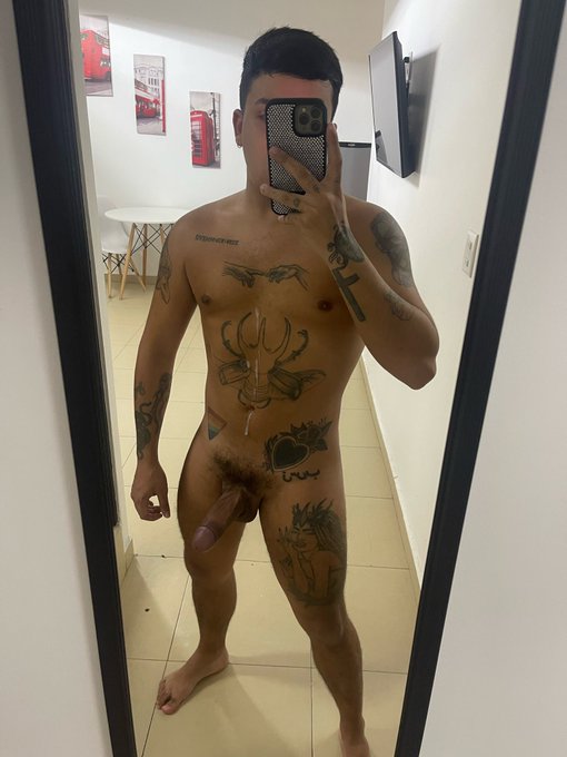 Sorry I haven&rsquo;t posted in a while, been busy filling holes and taking big cocks 👅 https://t.co/o5itt