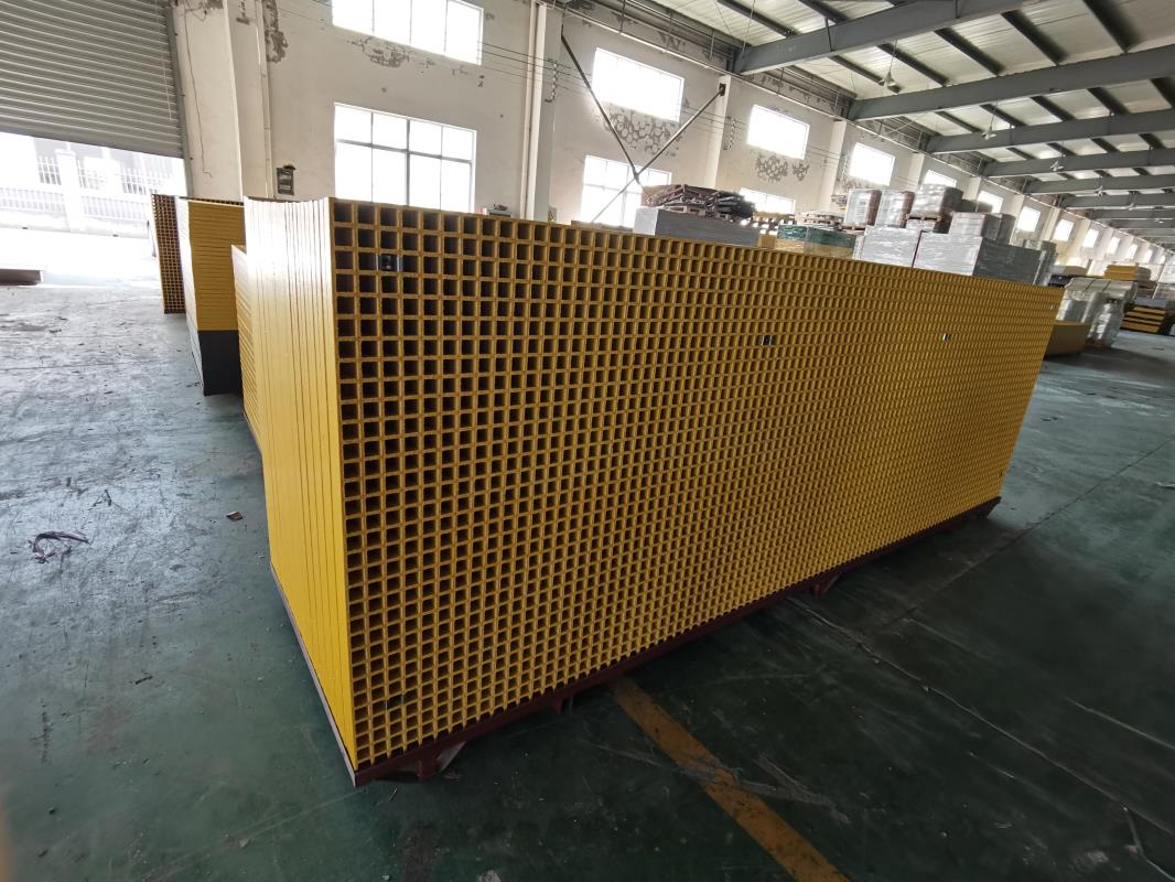 StrongComposites Provide professional solutions for GRP products . 
Are you looking for FRP Grating and Profiles vendor? Yes , We are .
 Are you currently struggling to meet a suitable vendor ？ 
Contact us to learn more about us . 
Stable delivery time
Good Quality
