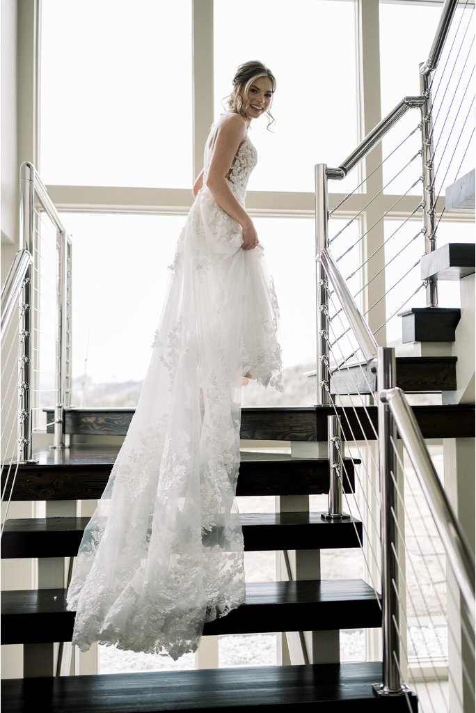 OctagonRetreat's tweet photo. #Engaged and planning your Dream #Wedding for 2024? We love our Beautiful #Brides and how the Octagon House will help to create the perfect backdrop to capture this once in a lifetime memory and show off the #WeddingDress #WeddingInspiration #Weddings #Bride #Montana https://t.co/EW88teOahr