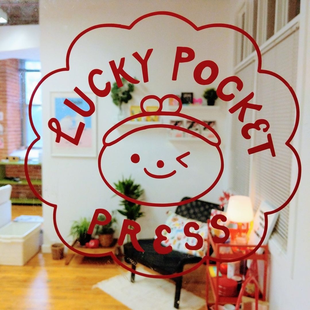 gallerynucleus's tweet photo. You're in luck! @pocketini will be a part of the first ever #RAZfest🥟

Stop by THIS Saturday November 18 from 11 - 5 to check out all their zines, prints, and stickers alongside over 20 riso artists!

🔗 https://t.co/n3G8UFibuW https://t.co/JiE0kHe9Dm