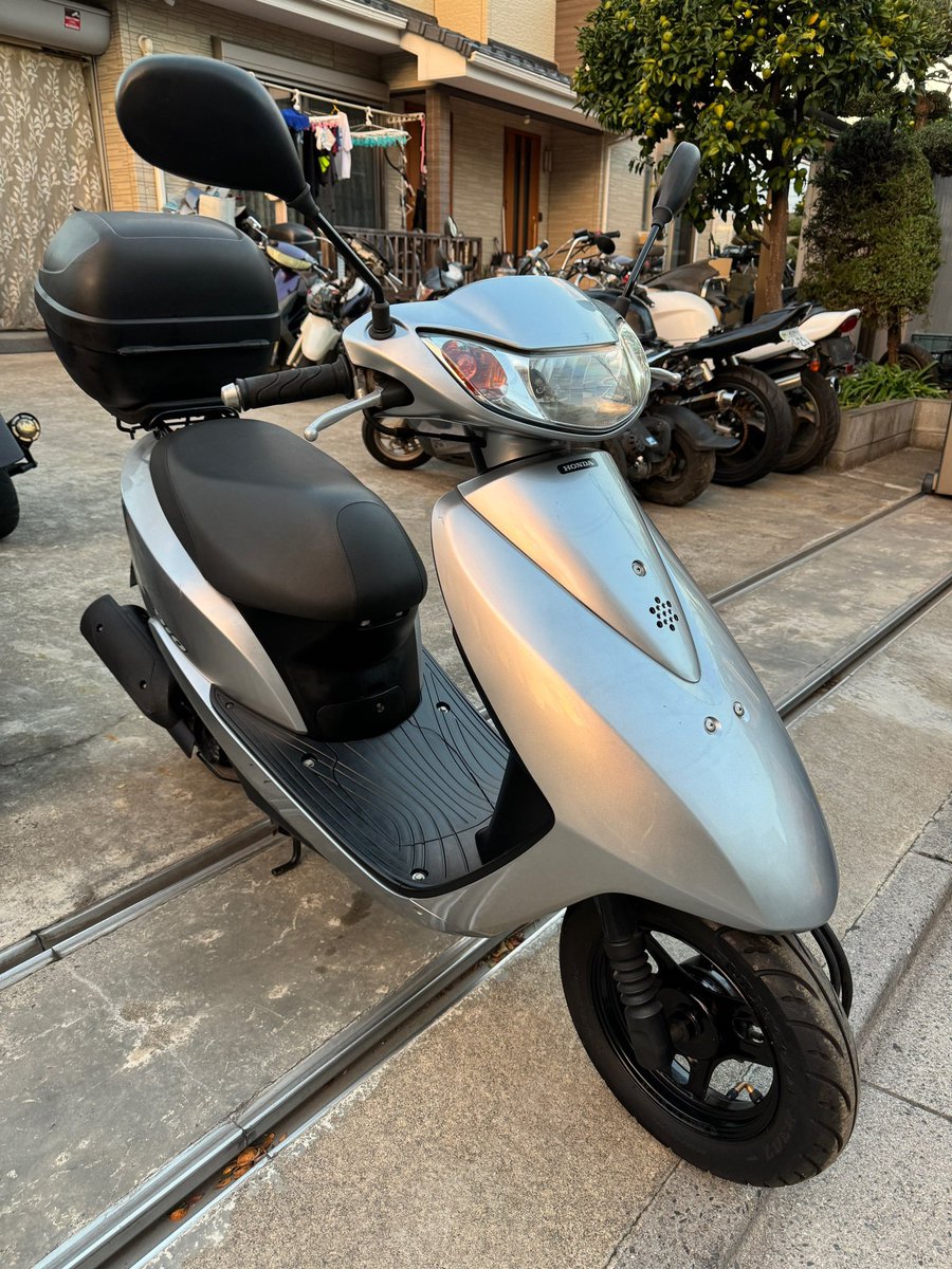 ディオ　Dio　AF68　 F.I車　程度良好　Rタイヤ新品　ボックス&前かご付き　埼玉県新座発　近隣配送無料　 原付スクーター「ディオ」「ディオ チェスタ」のカラーリングを変更し