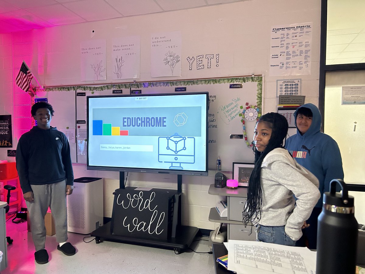 MsFagin's tweet image. I spent 2 wonderful days ⁦@CarverRoadMS⁩ w/ students as they delved into the future of ed &amp;amp; redesigned Chromebooks! They did incredible presentations, &amp;amp; I know they will impact society as they grow! #FaginatorTech #GoogleChampions #GoogleEDU needs to hire them and me!