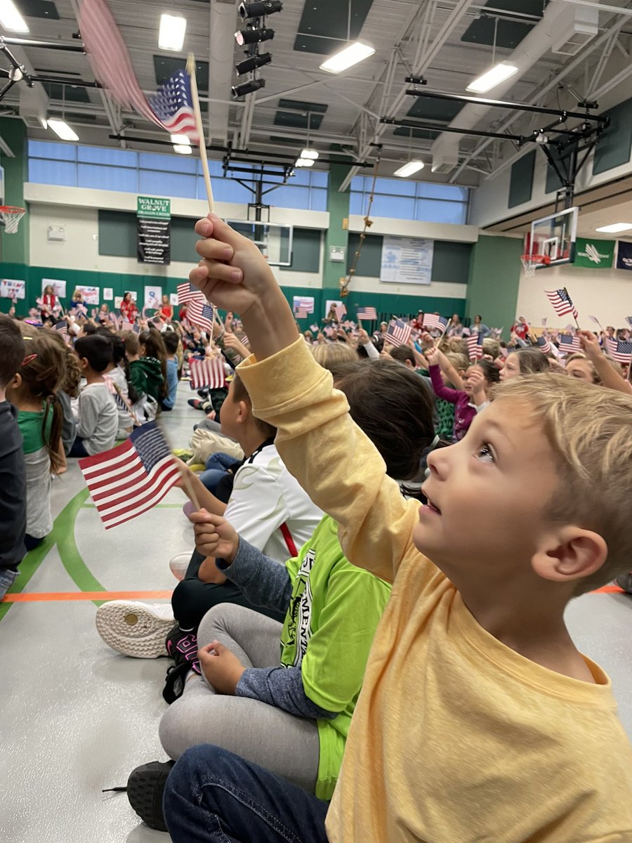 ⭐️🇺🇸Thank you veterans for your service! 🇺🇸⭐️ <a href="/WGESdragons/">Walnut Grove ES</a> <a href="/WGES_Music/">WGES Music</a>