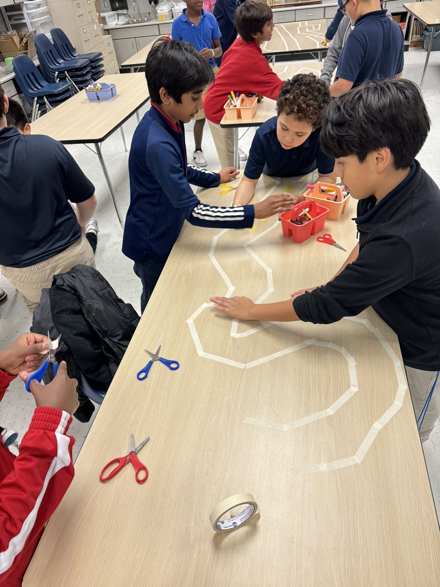 Miller Int Children Interacting After School tweet media