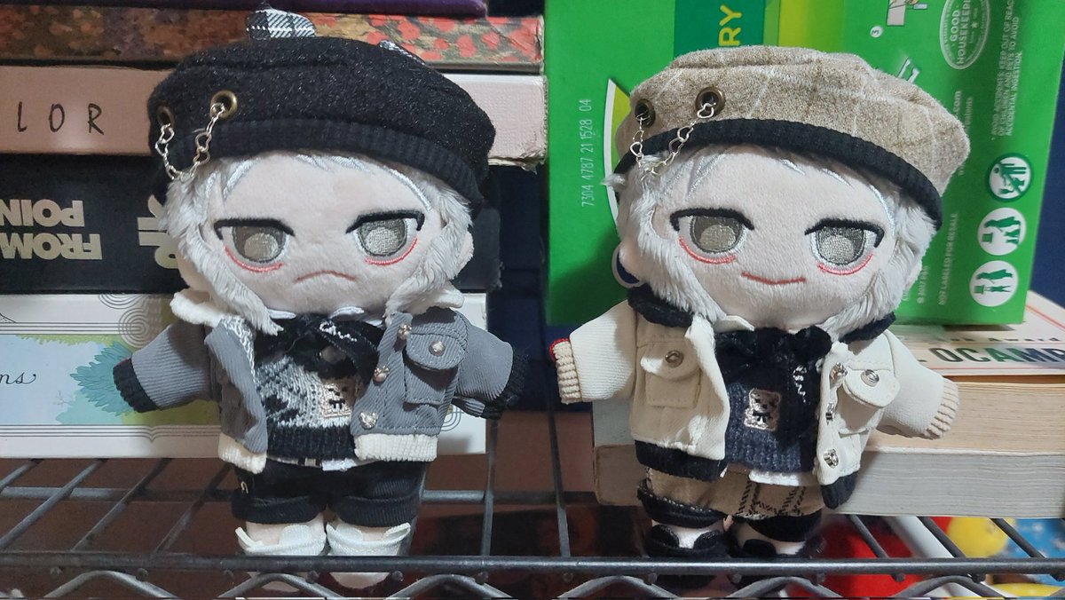GlassesBlu's tweet photo. My Who r u bear clothes for 10cm dolls arrived! Perfect for Nobori and Kudari :)
#utopiafb #サブマス https://t.co/rBo0V0xftY