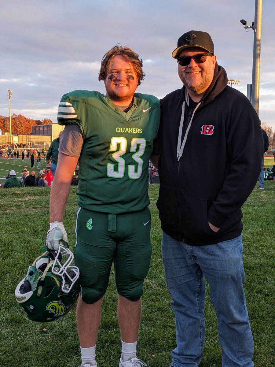 brawlings251's tweet photo. Happy 21st to my baby boy!  Cheers to the man you’ve become and the future you have.  This one’s for you (and you’re buyin next time)!  #brisket #beatbox https://t.co/r3UyRBKwPC