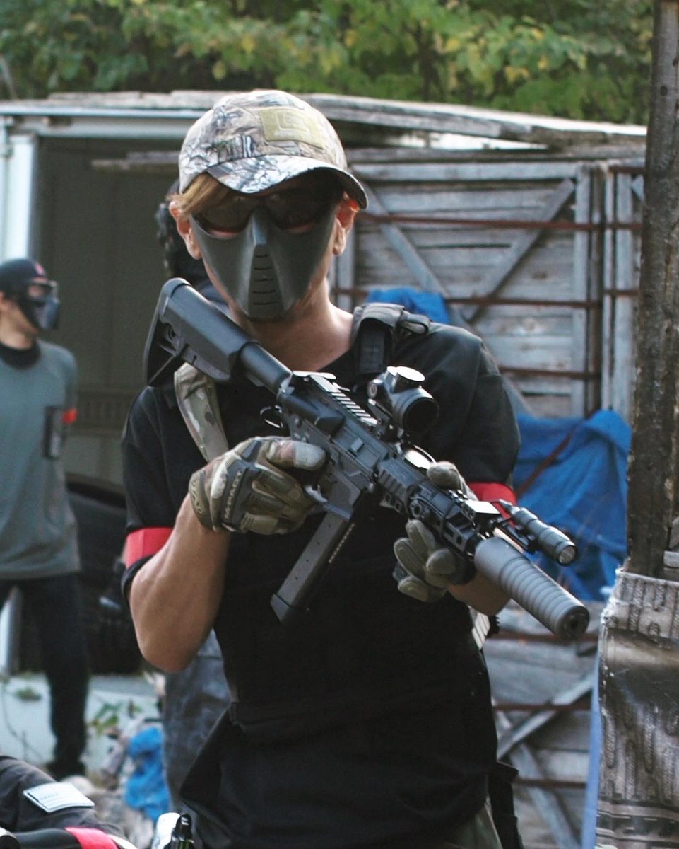 KSW_airsoft0093's tweet photo. King Arms TWS  9mm SBR
グリップ前後は見えないけどBCMの小物で固めてみました。
ライトマウントはHarley Strategic(全てレプですが💦)
今まで組んだエアガンの中でも過去1かっこいいと思ってます。

#サバゲー https://t.co/74cEp9PgWl