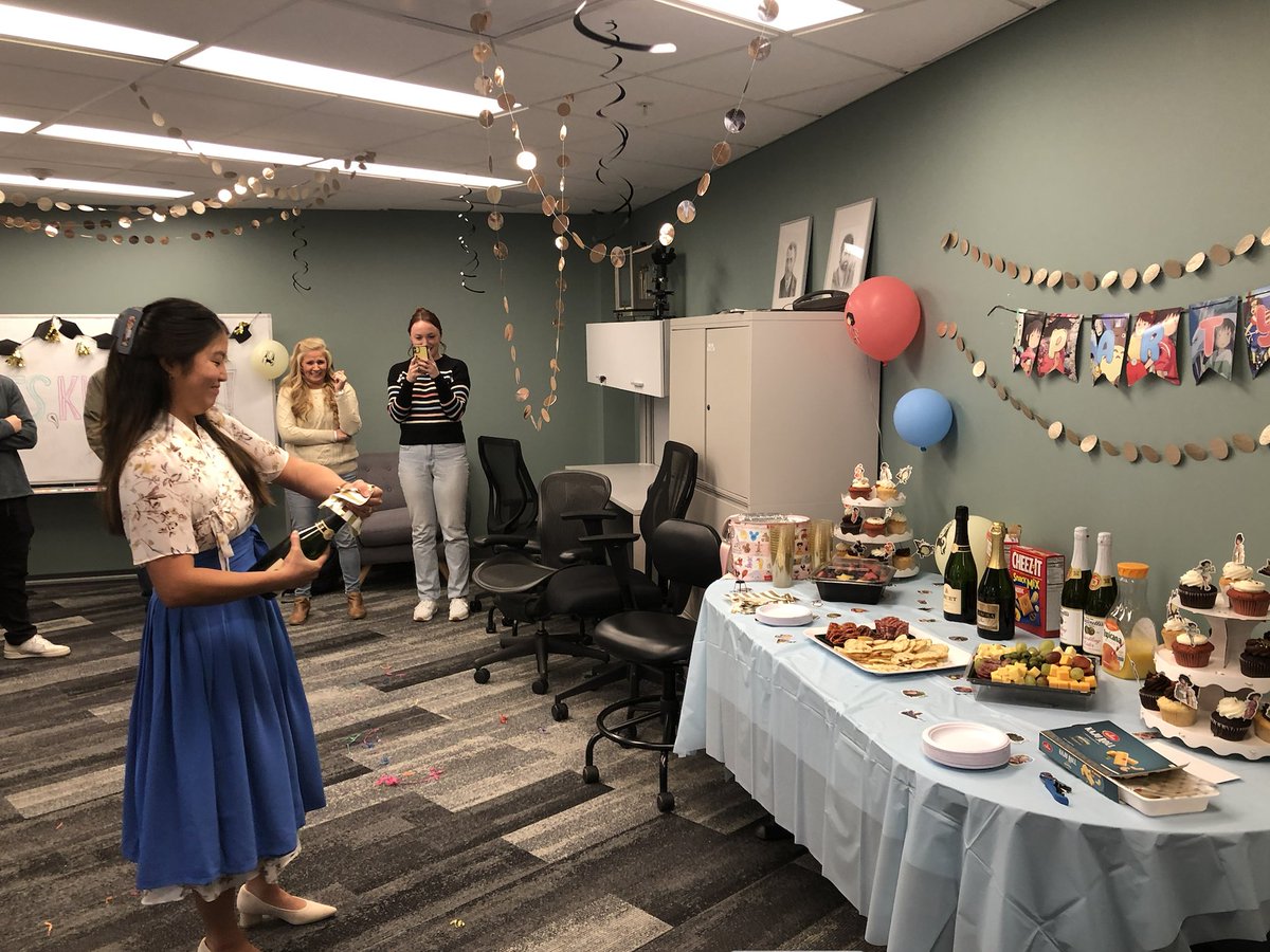 PraveenSethup's tweet photo. Congrats to @K_hyphen_L on an outstanding thesis defense!!  She re-invented herself from neuroendocrinologist to functional genomicist in four years, exhibiting remarkable perseverance, resilience, and brilliance along the way.  @Cornell @cornellvet @Cornell_BBS @CornellOISE https://t.co/4kbBiEZg6J