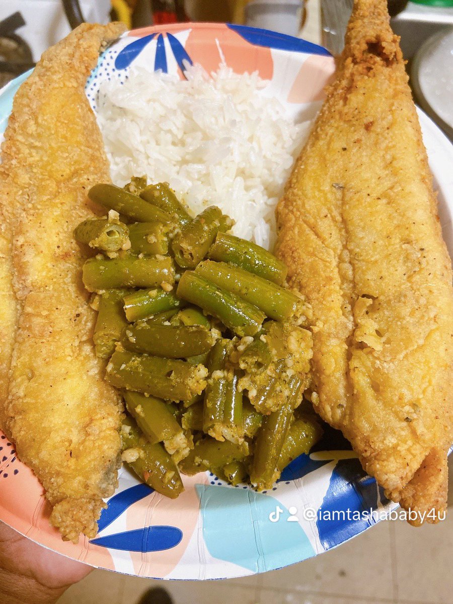 Fish 🐠 jasmine rice 🍚 and garlic 🧄 string beans #explorepage #food #fish #whiting #jasminerice #stringbeans #garlic #foodie #instafood #dinner #bookme #cater #catering #fried #friedfish #yum #yummy #foodofinstagram #foodofinsta #yes #chef #chefpreneur #twitter #x