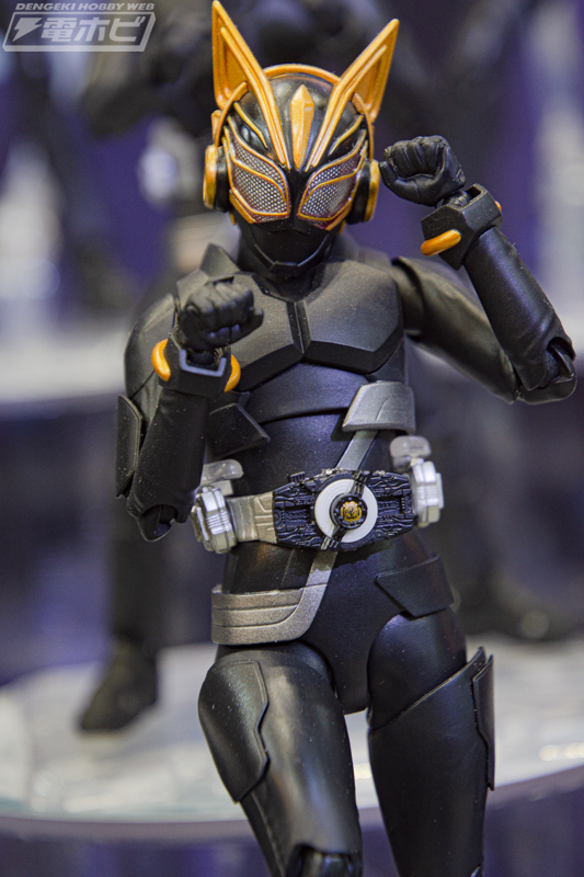 hobby_magazine's tweet photo. 『仮面ライダーギーツ』
S.H.Figuarts 仮面ライダーナーゴ
エントリーレイズフォーム＆エントリーレイズセット
参考出品

https://t.co/v2rzoX3U3Q

#仮面ライダー #t_n2023 #魂ネイション2023 #t_shf #フィギュアーツ https://t.co/qWnkabC1L9