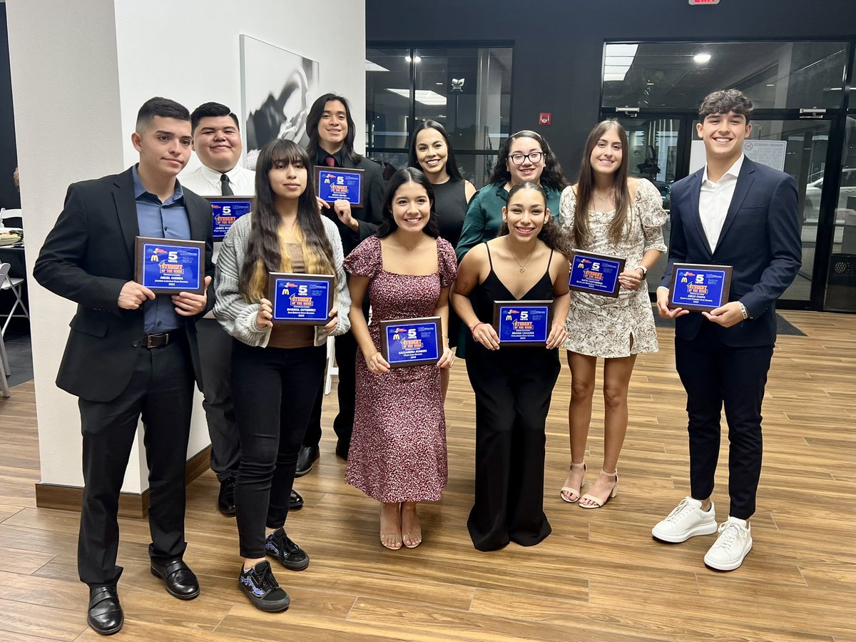 DB_GoCenter's tweet photo. Beyond proud of our @krgv student of the week, Diego Chapa of @sphsdbacknation and all the other recipients. Keep working hard! #makingusproud https://t.co/gDAT5dOevi