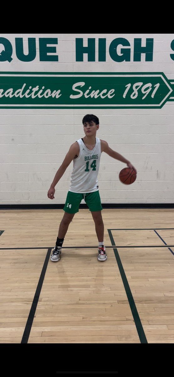 Albuquerque High Bulldog Basketball tweet media