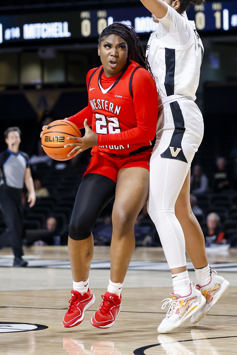 @LadyTopperHoops late rally comes up short, fall to Vanderbilt
#GoTops #SellOutDiddle #ladytopshoops #collegebasketball #ladytoppers  #hilltoppernation #JustWin #Grit #WIT #TopsTogether #TopsOnTop

📸's : wkusports.com/galleries/wome…