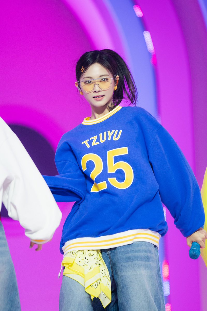 sou_rmilk's tweet photo. TZUYU from  '2023 TWICE FANMEETING' Behind the Scenes: ONCE AGAIN https://t.co/FxoX6ru30k