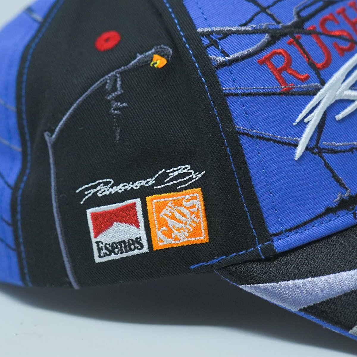 caosmote's tweet photo. 🏁 Rush Hour Racing Team Hats 🏁

ComplexCon Collab with the @EsenesWW fam.

A plight we can all connect on. NYC, LA, Bay Area. 

Available Nov 18 for ComplexCon. Any leftovers will be online. https://t.co/NdgMPfXCI9