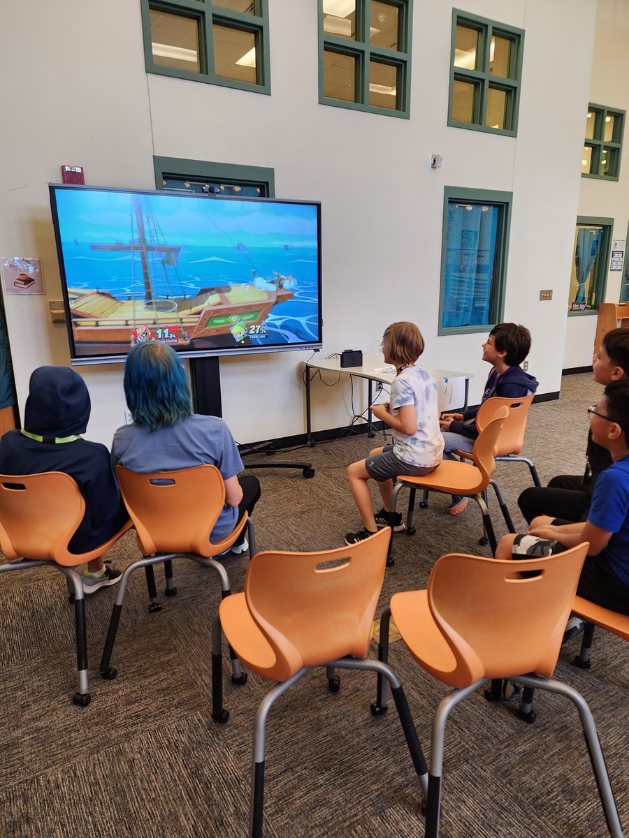 robinrenee's tweet image. Enrichment sessions today with @goodbooklady meant playing some #SSBU with 6th graders
 #rrisdesports #rrisdtech @RidgeviewMS