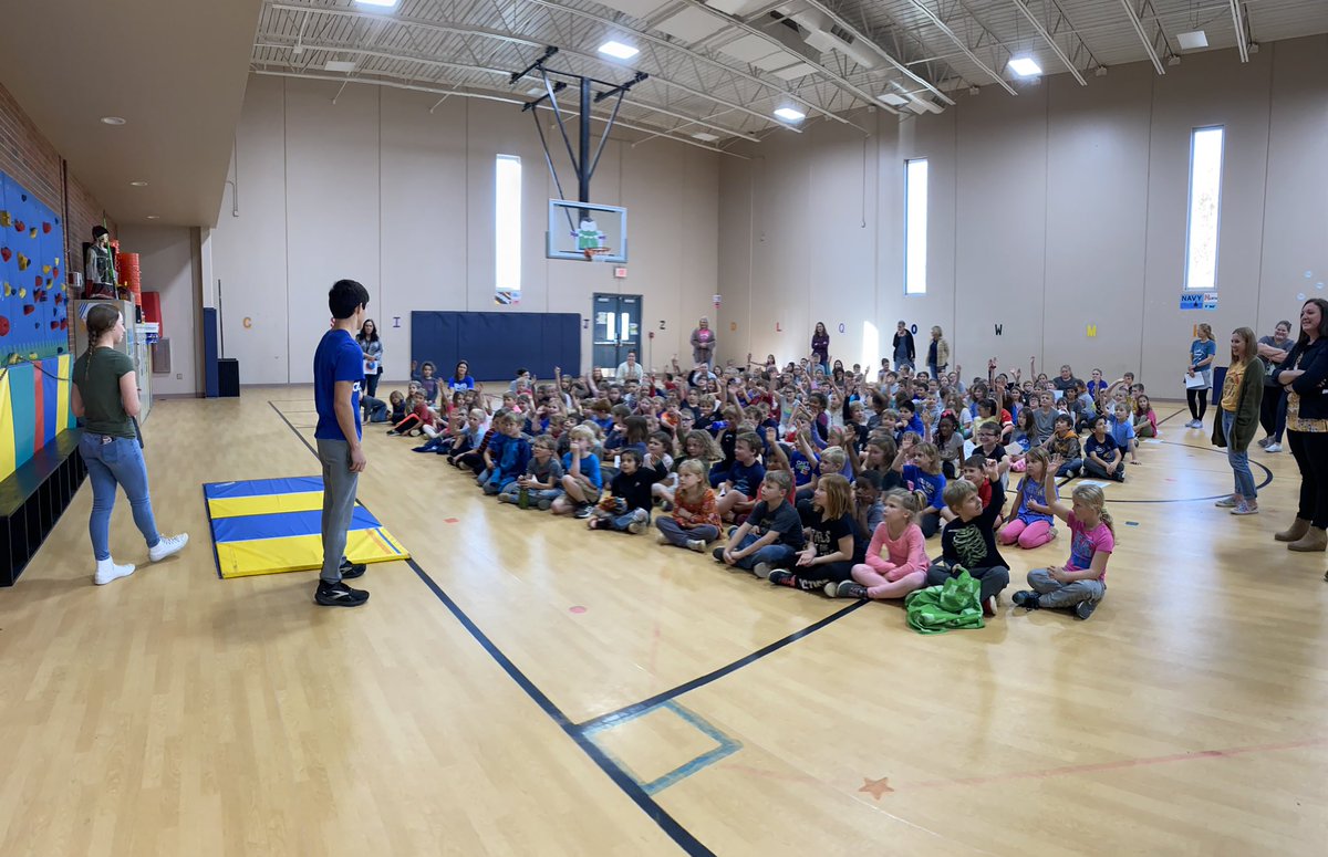 plwrestlingkaws's tweet photo. Two of our high school leaders had the privilege to share what our great sport is all about today at LES! They are hoping to recruit the next generation of Kaw 🔨’s. Very proud of them for stepping up to help out with this endeavor. 

#holdtherope https://t.co/gt0dDhDyKS