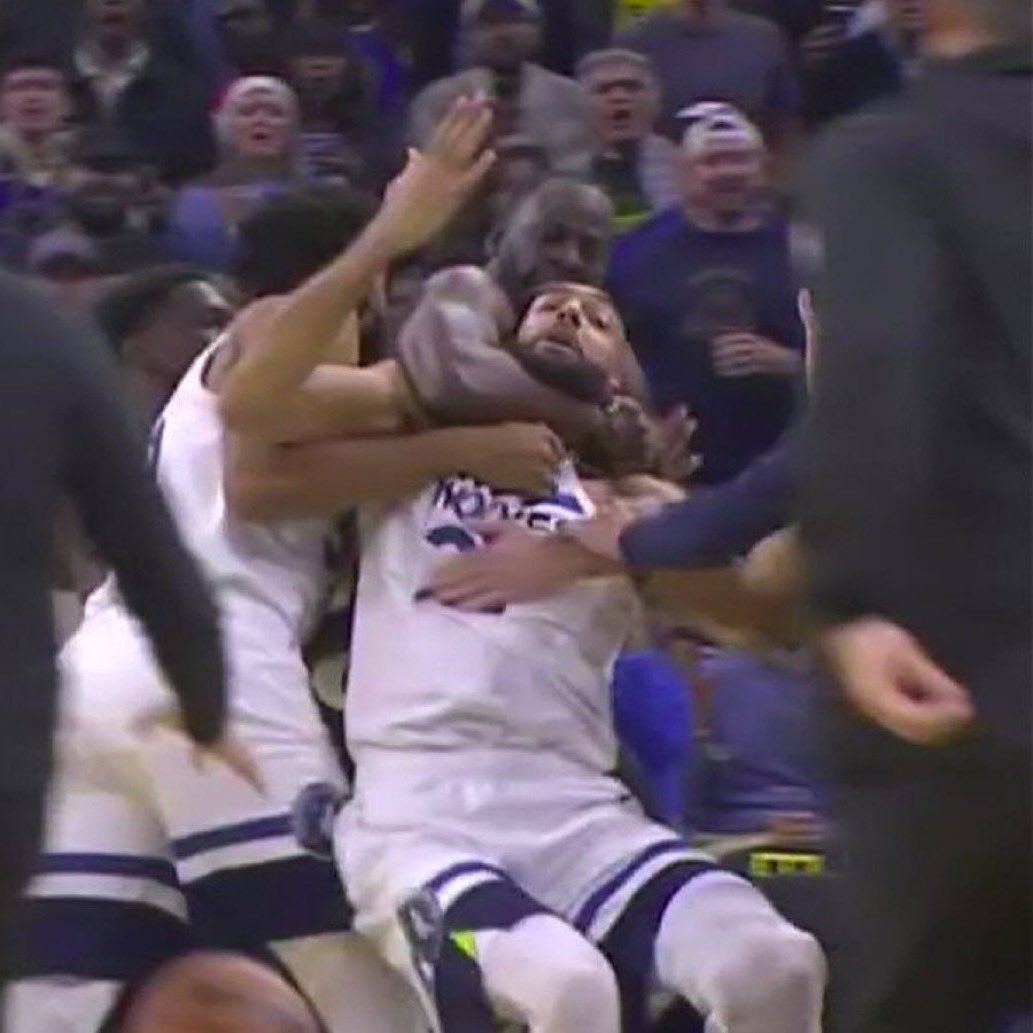 ReFyned ⚡️ tweet media