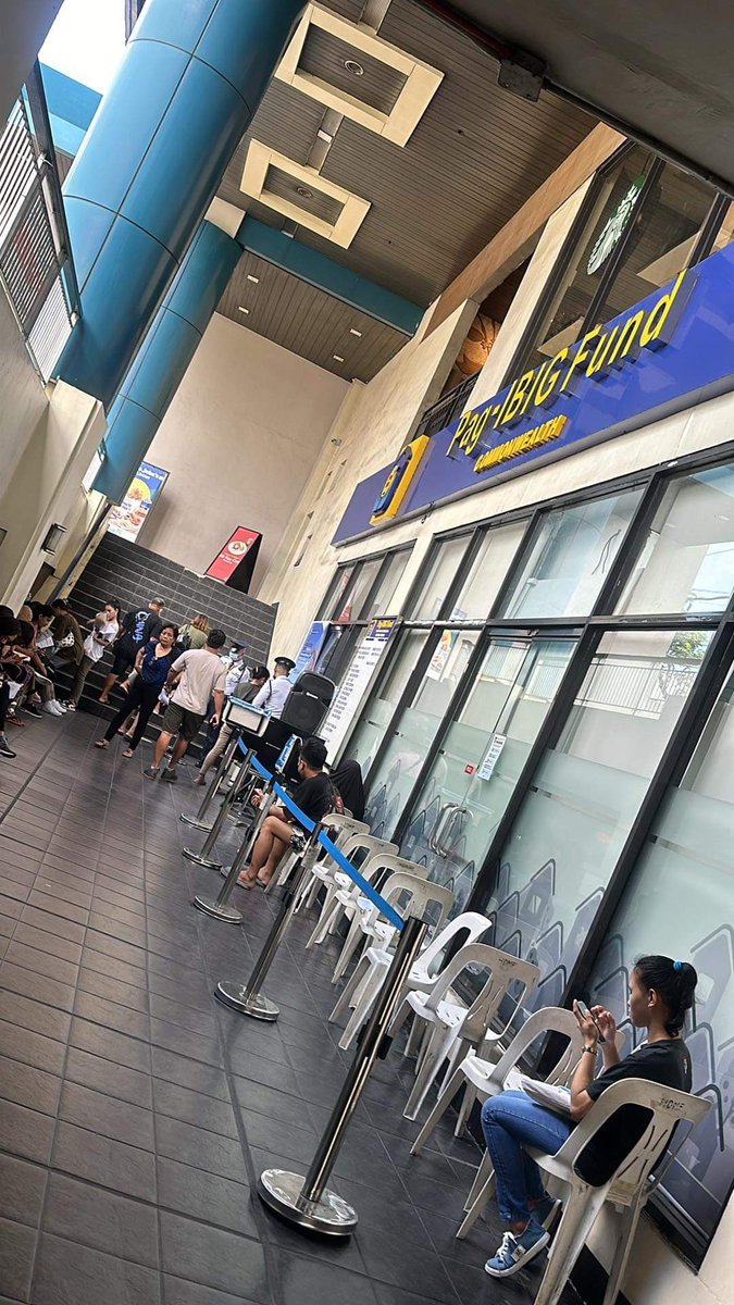 Hi, <a href="/pagibigfund/">Pag-IBIG Fund</a> ang aga pa naman.. san po may available pa na branch? Cut off na kase dito banda St Peter Church commonwealth.. sayang leave eh :(