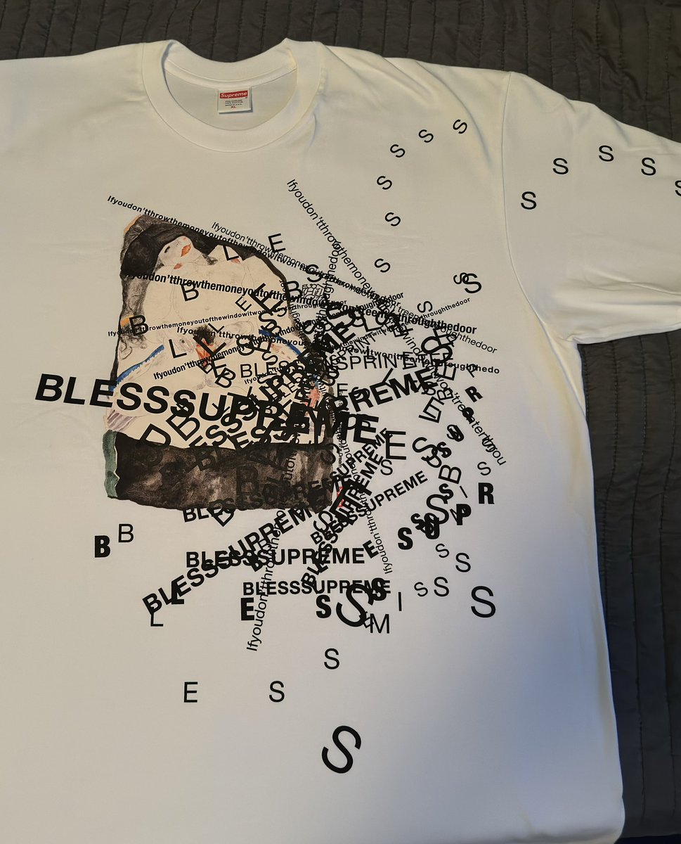 off_______miles's tweet image. i didn’t fully notice what the design was before it came in the mail 😭😭😭