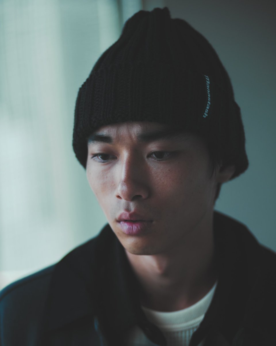 Manastash1993's tweet photo. 【WHO’S NEXT】
VOL.6 

自由に「MANASTASH」を表現する企画WHO’S NEXT。
フォトグラファーやスタイリスト、モデルたちに与えられた唯一のテーマは「MANASTASH」。
注目する若きクリエイターたちが、自由な発想で新しい世界観を表現します。

#manastash
#2023fw https://t.co/ovqpVSlJtG