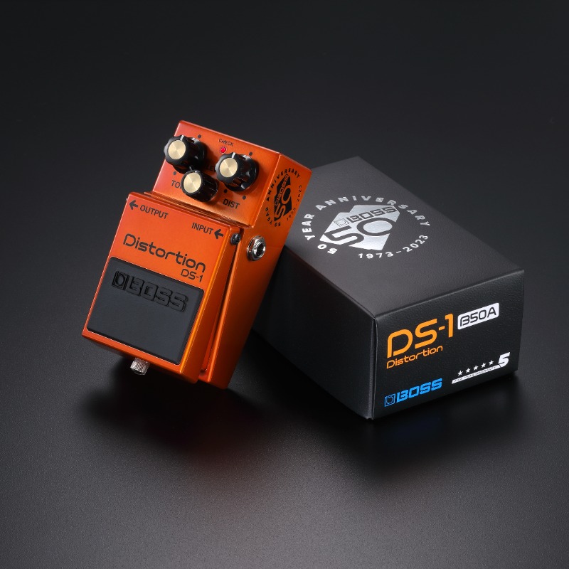 BOSS_jpn's tweet photo. 【祝 BOSS 50周年！】
BOSSは50周年という節目を記念し、特別な装飾を施した3機種のコンパクト・ペダルをリリースします。
DS-1-B50A Distortion、SD-1-B50A SUPER OverDrive、BD-2-B50A Blues Driverは、それぞれ全世界で7,000台の限定生産です。
 #BOSS_jpn #50yearsofBOSS #SD1 #DS1 #BD2