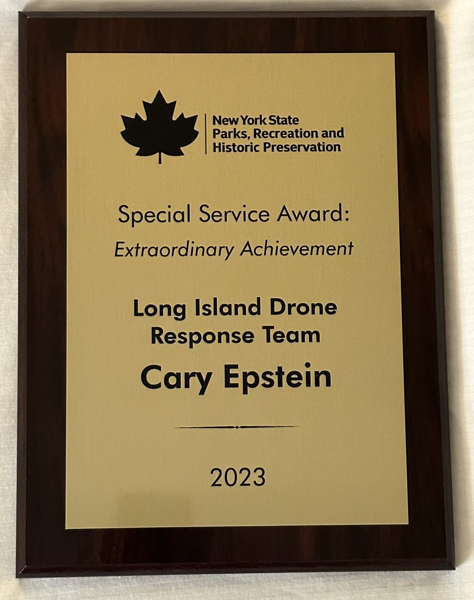 IronmanEp's tweet photo. Honored to be selected as a recipient of the special service award at the L.L. Huttleston Awards Dinner in Albany. Thank you @NYstateparks @ErikKulleseid https://t.co/LqaoXXyhRc