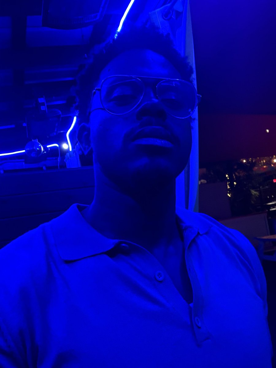 LowGentry's tweet image. 