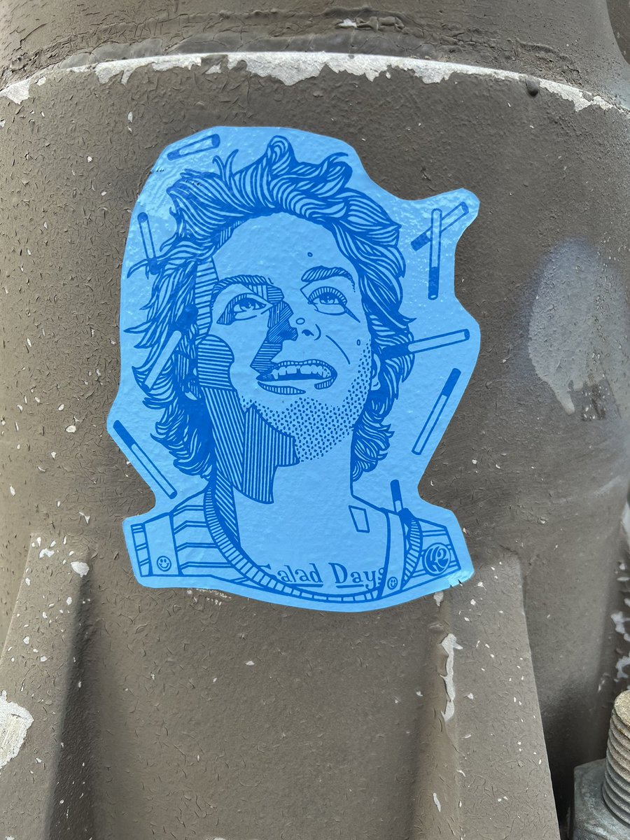 Saw this sticker while I was out thrifting today, pretty sick Mac Demarco.
