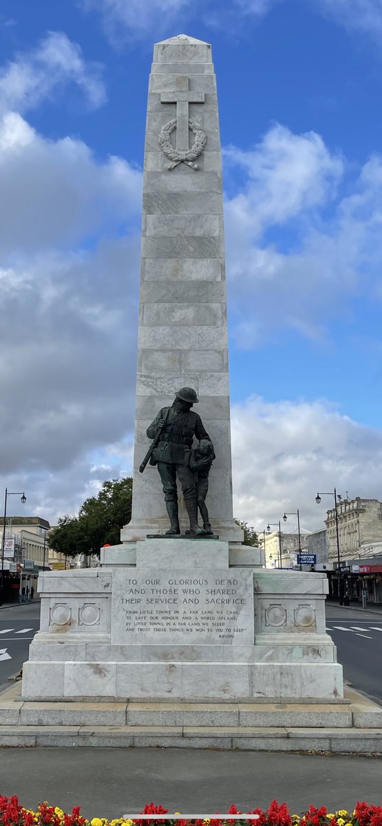 MarkRiddell12's tweet photo. @dcsandbrook The war memorials in cities, towns and villages across Australia and NZ often leave me emotional. Love this from Kipling on the memorial in the kiwi town of Oamaru. https://t.co/JhdV2tRjZL