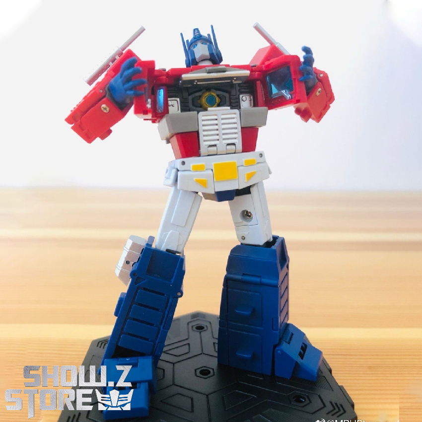ShowZStore's tweet photo. [In Stock] MPH Studio MPH-S02 Commander Optimus Prime
Material: ABS, Alloy
Height: Unknown
$32.99 Free Shipping
--------
👇links👇 
https://t.co/q3GqCr92po

#MPHStudio #MPHS02 #OptimusPrime #AnimeVersion #OP 
#actionfigure #transformer #modelkit #showzstore #Showzdailyreport https://t.co/cxnf3bWYAx