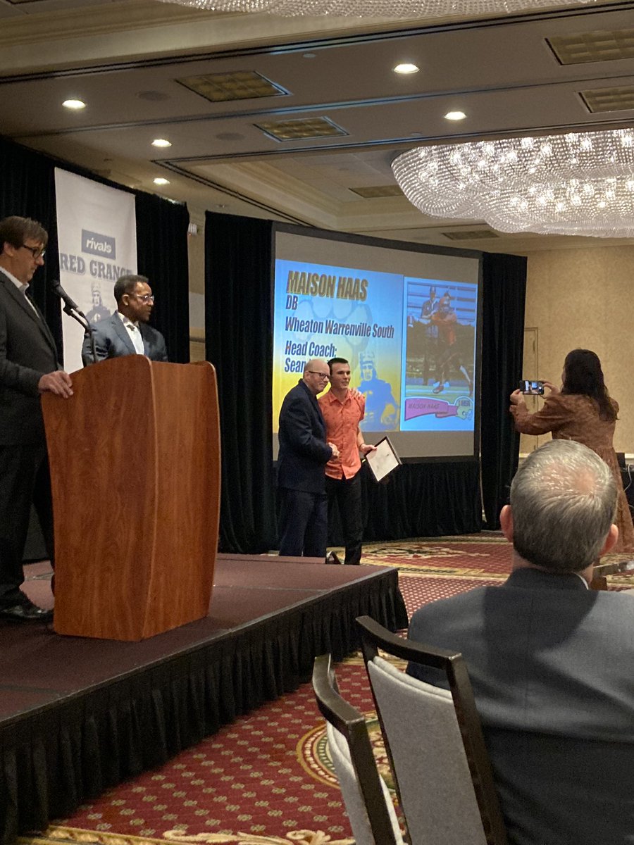 Wheaton-Warrenville South Football tweet media