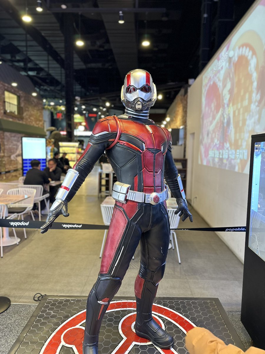 MARVEL_mcs's tweet image. 【마블컬렉션 #뉴히어로】

마블컬렉션에 새로운 히어로가 등장!
닥터스트레인지와 스타로드, 캡틴까지!

새로운 히어로와 함께 마블컬렉션에서
추억을 만들어보세요

#MARVELCOLLECTION