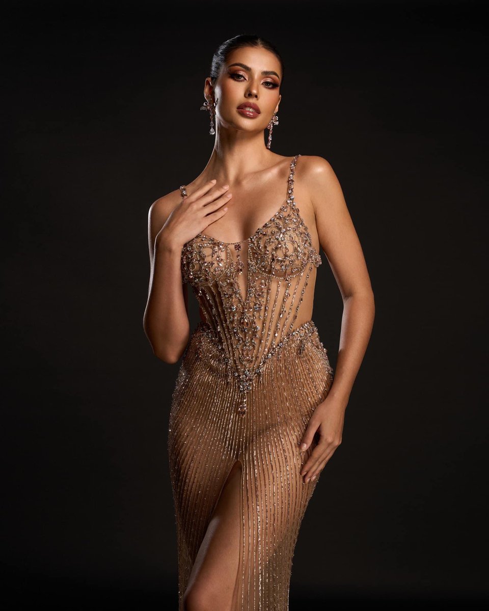 SupportQueenAnn's tweet photo. 👑 Anntonia Porsild Thailand 🇹🇭
.
#AnntoniaThailand 
#MissUniverseThailand2023 
#MissUniverse2023 
#72ndMissUniverse https://t.co/vrU7vM3U9t