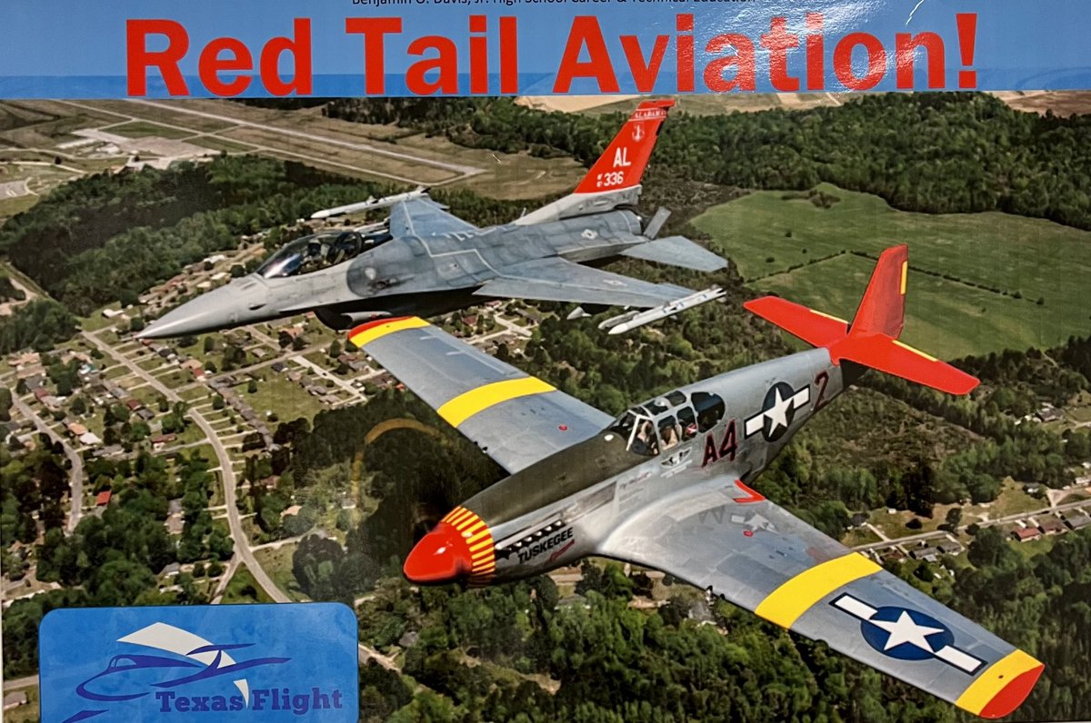 ✈️ What a great opportunity for our D9 aspiring pilots to visit with Mr Norris at Davis Senior High School! Lots of great information to motivate them to 🔵SOAR🔴!!! #aviation #futurepilots #generationtexasweek #myAldine #growingleaders