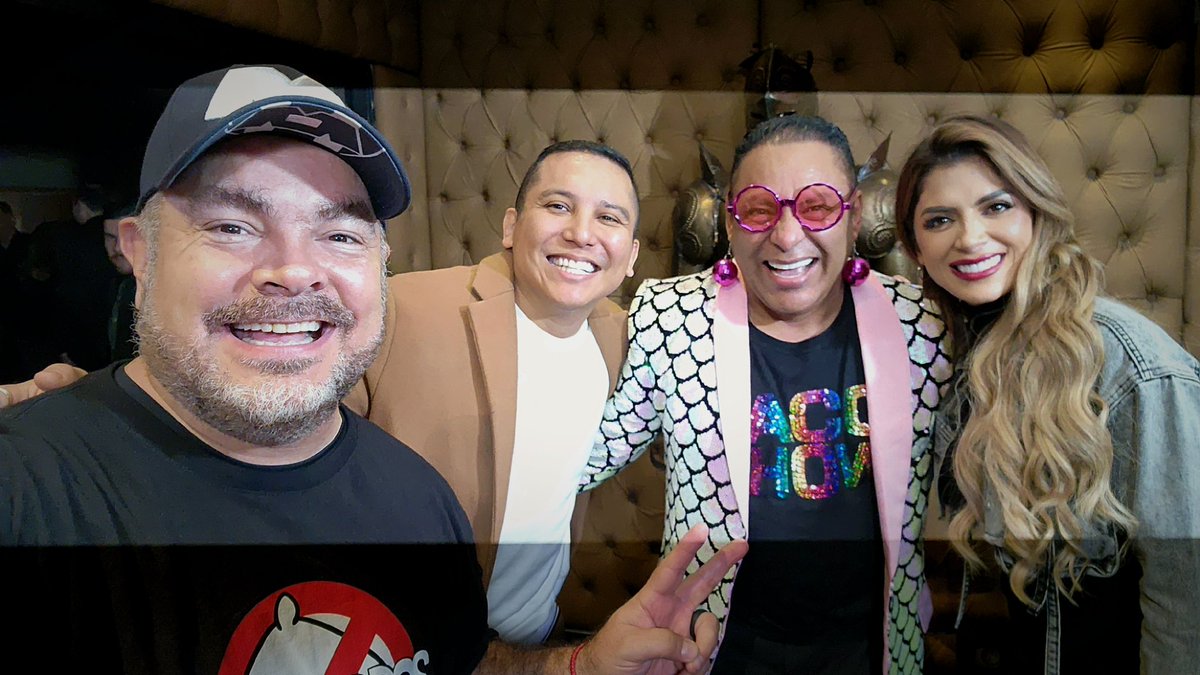 JRPalaciosChapa's tweet photo. Muchas felicidades a mi compadre, colega, socio, hermano Rayado y amigo @pacoshows por la Gran Apertura de uno de sus sueños, hechos realidad - #lacuevadepacoshow

Visítenlo en Ave. Paseo De Los Leones #2212 en Cumbres 2ndo Sector.

#PacoShow
#LaCuevaDePacoShow https://t.co/ACRMyiKhNx