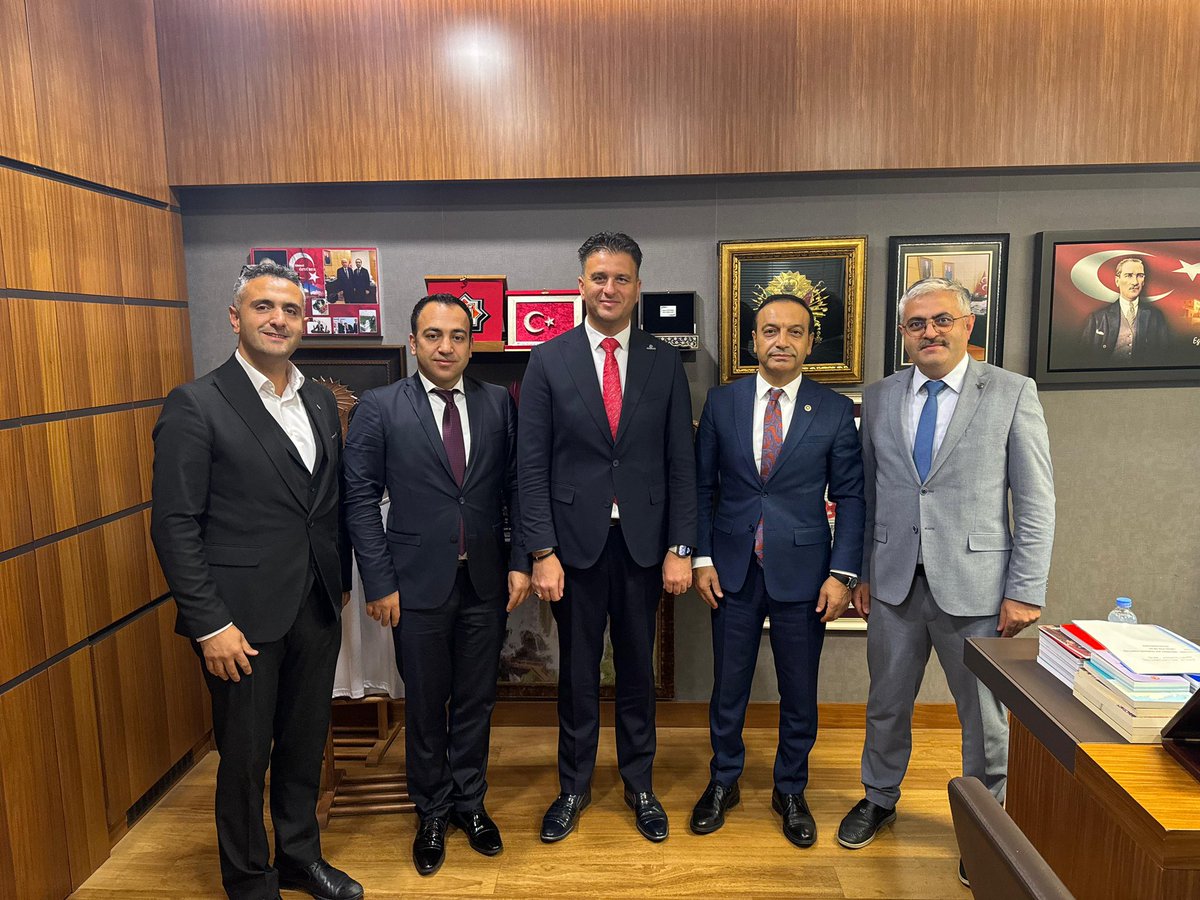 #TBMM’de ziyaretimize gelen  MÜSİAD Sivas Başkanı Sn. Uğur Görgen, Başkan Yardımcıları Sn. Muhammet Yavuz Şimşek, Sn.Akif Deniz, Sn. Şahin Çekin, Sn. Uğur Ağbaba, MÜSİAD Sivas Şube Müdürü Sn. Ahmet Turan Ergüt’e teşekkür ederiz.