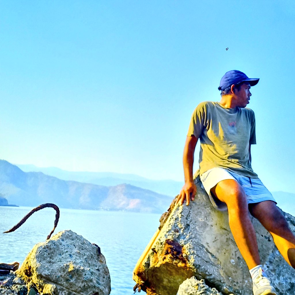 Redhel_Letegata's tweet photo. #morningsun #timor #dili https://t.co/I1ldYN3yeS