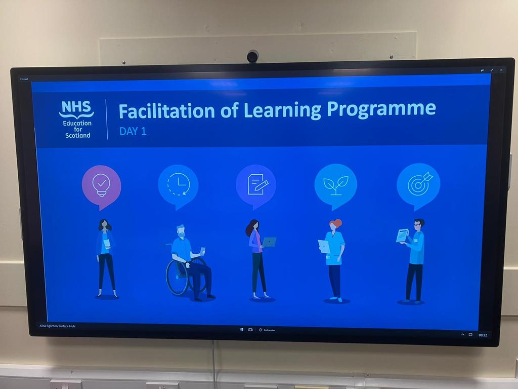 RichardPartrid9's tweet photo. Ready for Facilitation of learning programme Day 2  @NHSaaa @NESnmahp @PD_nursesEiC https://t.co/gHkugU6mAK