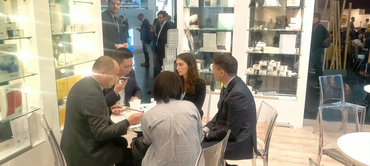 AssutEuropeSpA's tweet photo. Last day at Medica - Düsseldorf!
Hall 6 / K06!

#medica #medicafair #medica2023 #assuteurope #medicaldevices #surgery #innovation #fair #Health https://t.co/im5iXkgGom