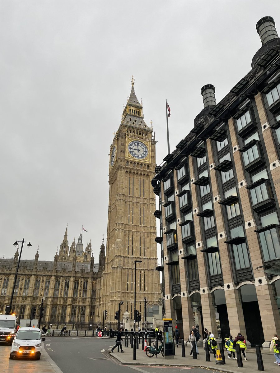 CarrfieldPA's tweet photo. Good morning from the best group on the Year 4 London residential! We are off past Westminster Abbey to the Houses of Parliament and then the London Eye later. #AstreaPD #ProudToBeCarrfield https://t.co/1w8Q3r8ygX