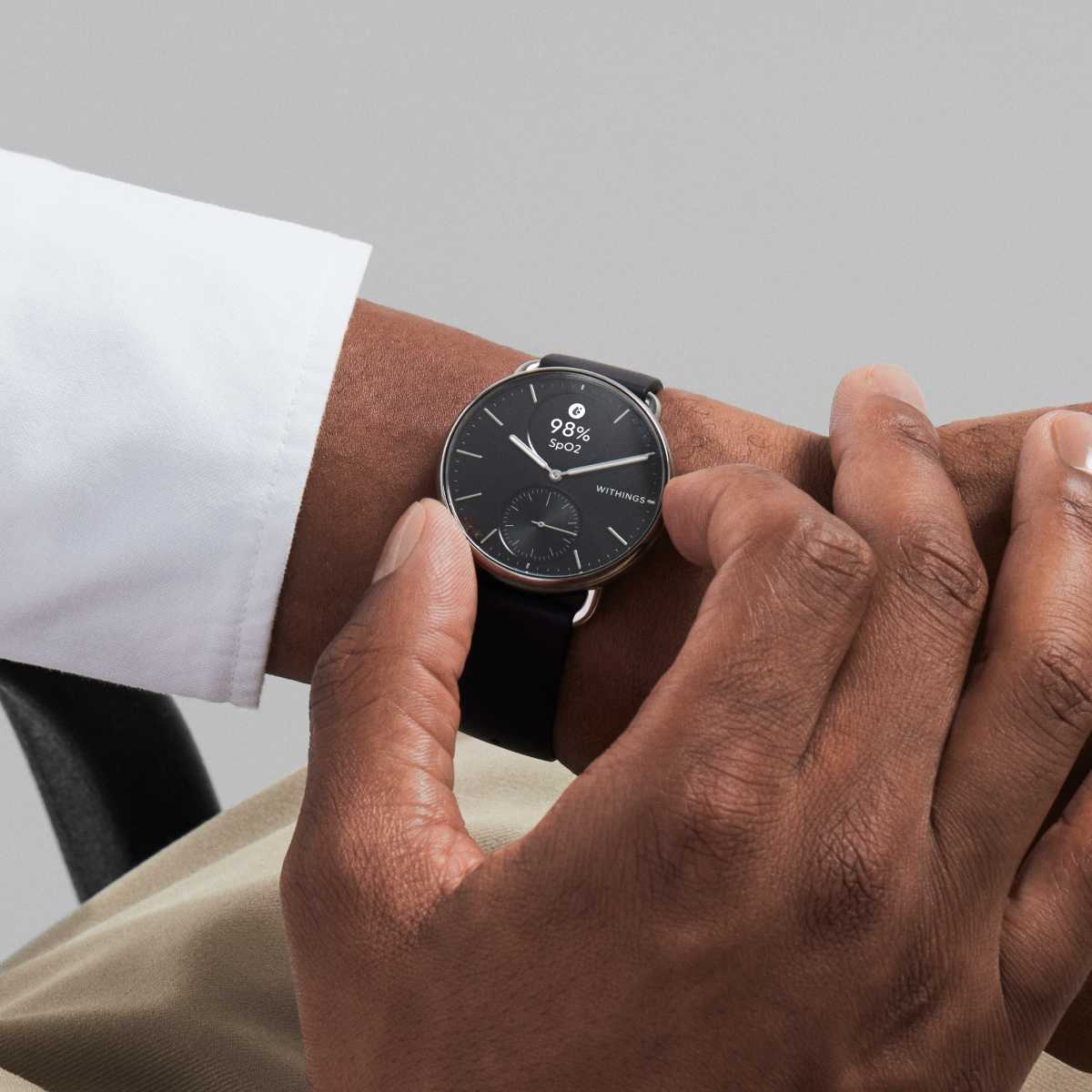 MobileTechTweet's tweet photo. It's been a minute...... a few reviews coming to the site again shortly, starting with @Withings ScanWatch 2 👀👀👀 https://t.co/GhYeklWKPO