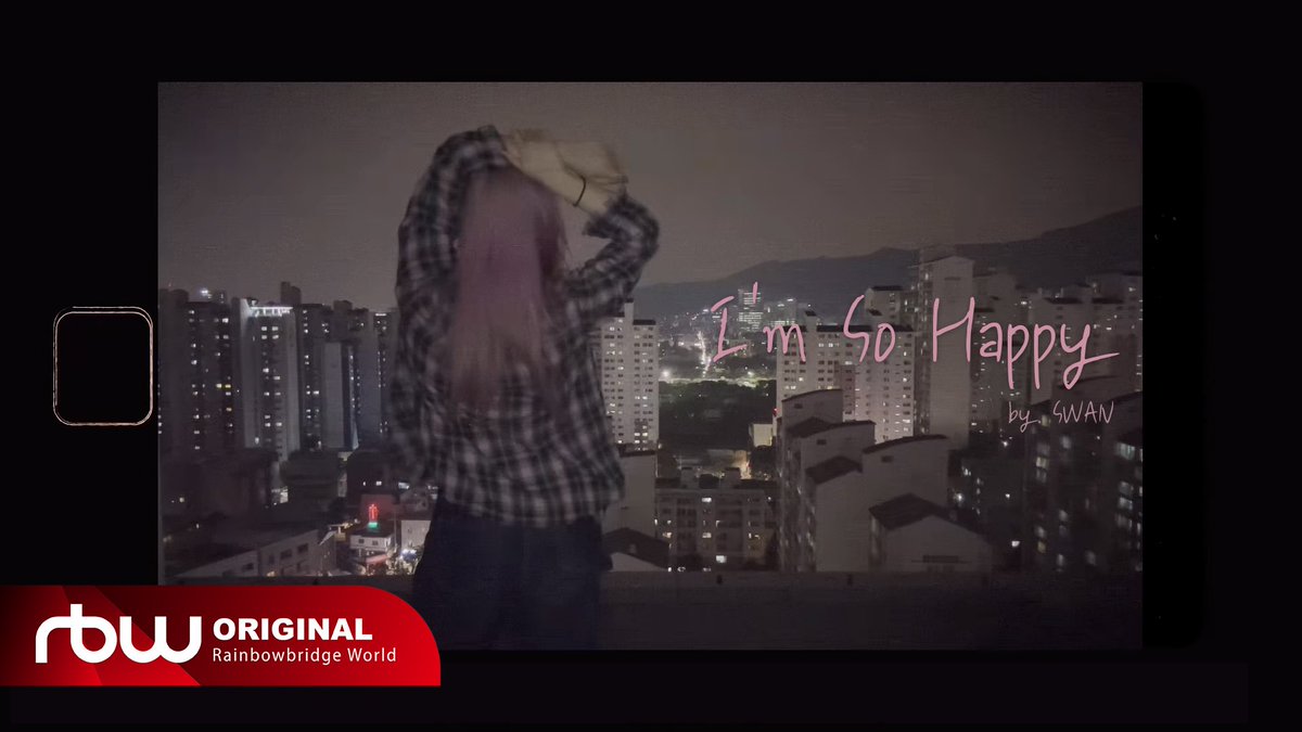 RBW_PURPLEKISS's tweet photo. [#퍼플키스]

[.MPk3] 퍼플키스 수안(SWAN) 
- Emily Burns 'I’m So Happy' 
| 🎵 #1 수플레 = swouffle 🎵

🔗 https://t.co/2XS9eJ48XM

#PURPLE_KISS #MPk3 #수안 #SWAN 
#수플레 #수안이의_플레이리스트 
#swouffle #SWAN_COVER #for_PLORYS 
#Emily_Burns #Im_So_Happy https://t.co/Q3x5llTGE3