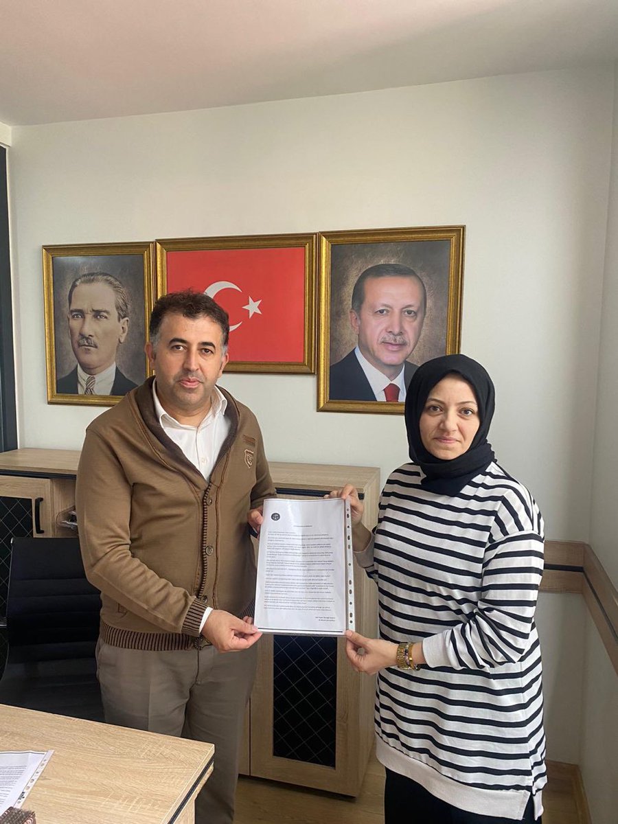 esracandan3534's tweet photo. İstanbul @Akparti Sultangazi İlçe Başkanlığı’na gidip adli mahkumlar için hazırladığımız raporu ileten #AdilYaşamDerneği Gönüllü mahkum ailelesine teşekkür ediyoruz

AdilYaşamDerneği AFyolunda
@RTErdogan @akbasogluemin @Hayati_Yazici @yilmaztunc @BY @avabdullahguler https://t.co/xkY5PhhKiV