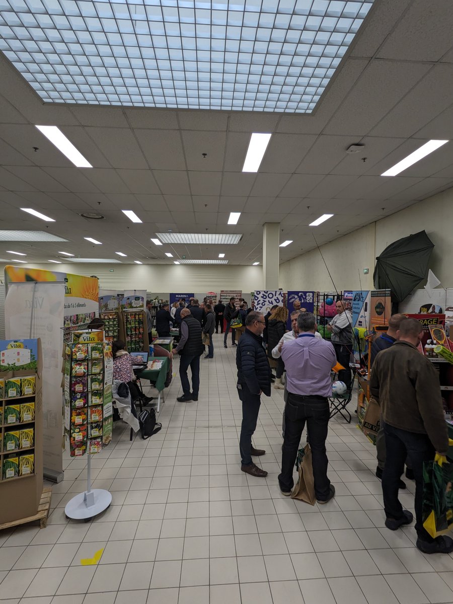 BAKASABLE tweet media