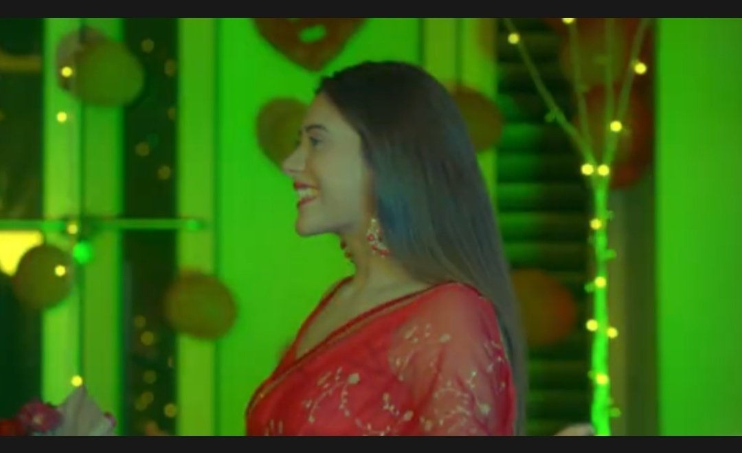 KrisaDeepika's tweet photo. Miss Gorgeous🤏❤️✨
#TuMeraDil #HibaNawab #HibaHolics https://t.co/lEIjSIIXE4