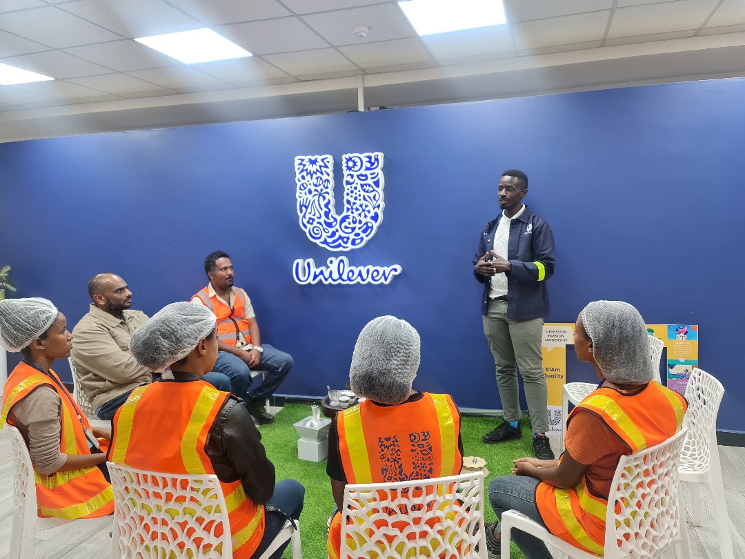 UnileverET's tweet photo. By cultivating a relentless obsession with our consumers, passion for superior quality products and fostering a culture of ownership, we will pave the way to unprecedented business growth.  #IAmQuality #Sustainability https://t.co/lerGbVjka0